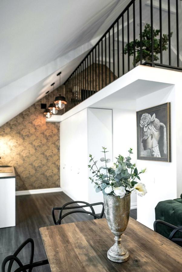 Appartamento Luxury Loft Kaunas Esterno foto